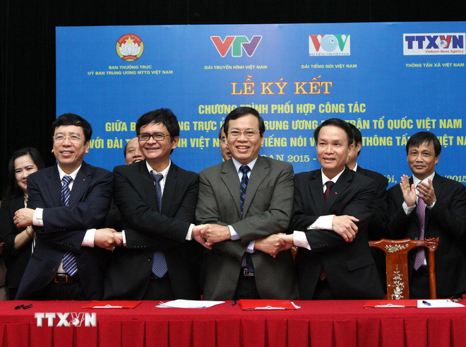 Thông tấn xã Việt Nam phối hợp công tác với Mặt trận Tổ quốc ảnh 1