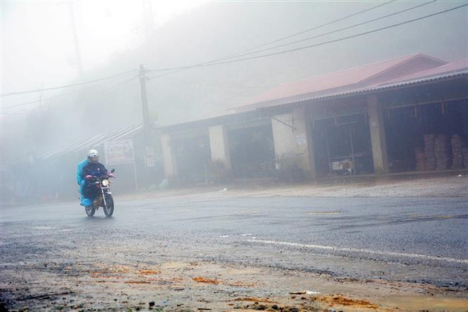 Khu vực Bắc Bộ trời rét, nhiệt độ có nơi dưới 10 độ C ảnh 1