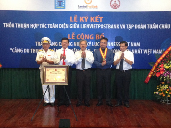 Cảng du thuyền Tuần Châu-Vịnh Hạ Long lập kỷ lục Việt Nam ảnh 1