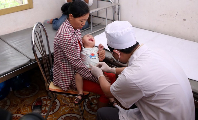 Khởi tố bị can, bắt tạm giam y sỹ khiến 103 bệnh nhi mắc sùi mào gà ảnh 1