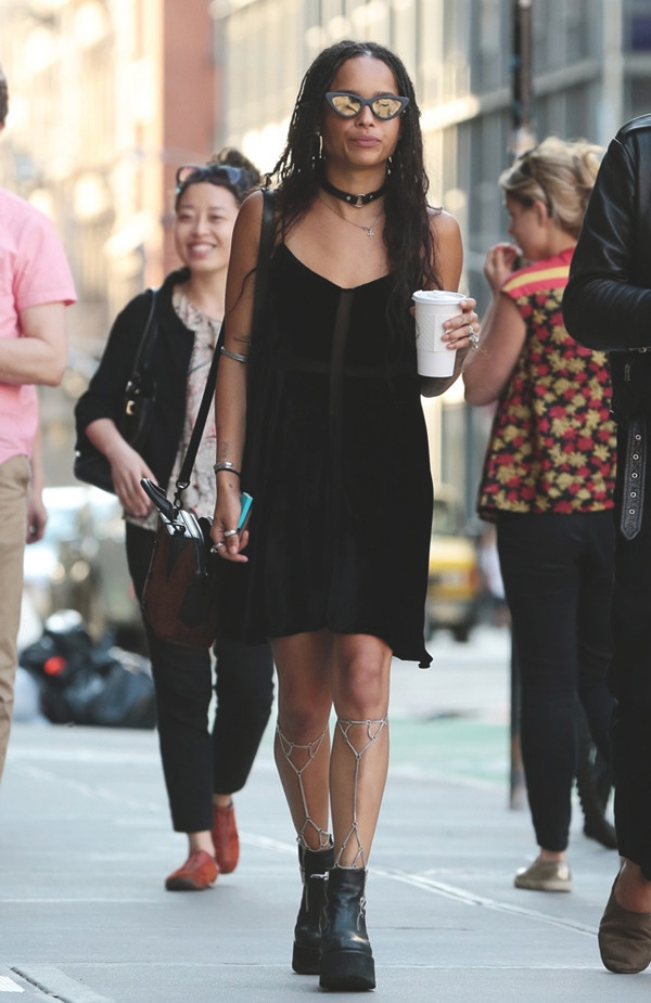 Những món phụ kiện rườm rà, nhiều lớp lên ngôi vào mùa Thu ảnh 5