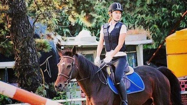 Diễn viên người Hàn Quốc Jung In Ah tử vong khi chơi nhảy dù ảnh 2