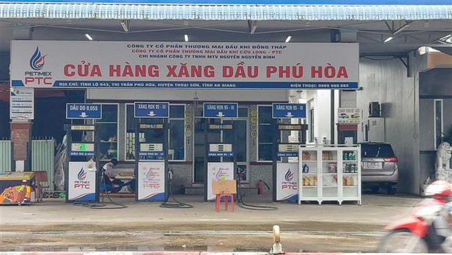 Nhiều cây xăng ở An Giang ngừng hoạt động hoặc chỉ bán theo hạn mức ảnh 1