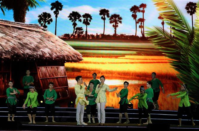 Festival dân ca Ví, Giặm Nghệ Tĩnh khép lại với nhiều dấu ấn cảm xúc ảnh 3