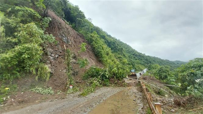 Khu vực Bắc Bộ, Thanh Hóa và Nghệ An có mưa dông, cục bộ mưa to ảnh 2