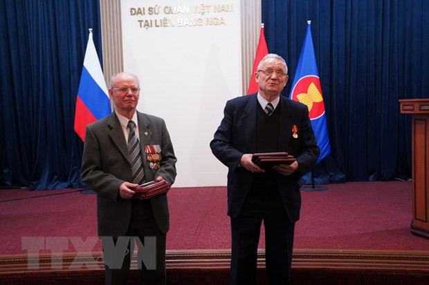 Gặp mặt các chuyên gia Liên Xô từng công tác tại Việt Nam ảnh 1