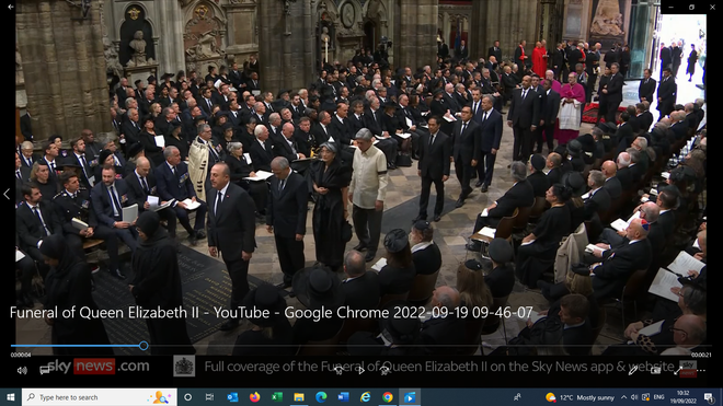 Bộ trưởng Ngoại giao Bùi Thanh Sơn dự lễ tang Nữ hoàng Elizabeth II ảnh 1