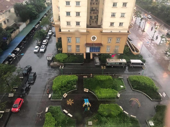 Hà Nội: Phát hiện thi thể nam giới trên nóc xe khách ảnh 1