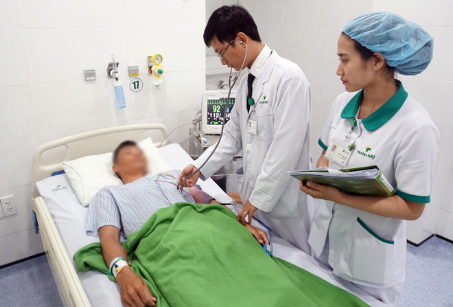 Cấp cứu kịp thời nạn nhân bị ngộ độc thuốc gây tê ở Đà Nẵng ảnh 1