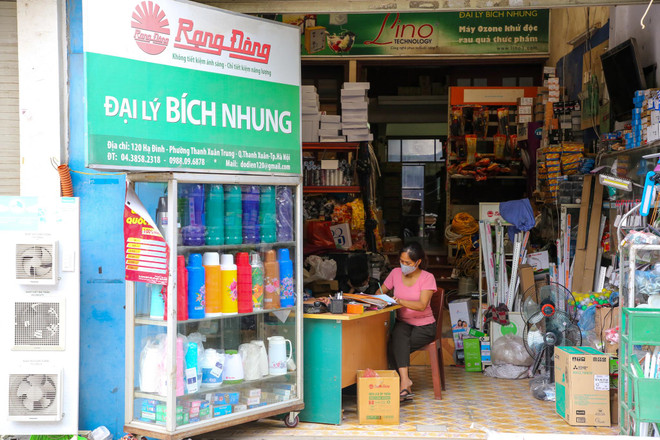 Người dân Hạ Đình lo sợ vì lượng thủy ngân phát tán ra môi trường ảnh 1