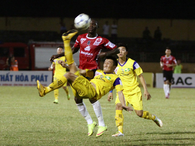 Sông Lam Nghệ An giành 3 điểm thuyết phục trước đội bóng đất mỏ ảnh 1