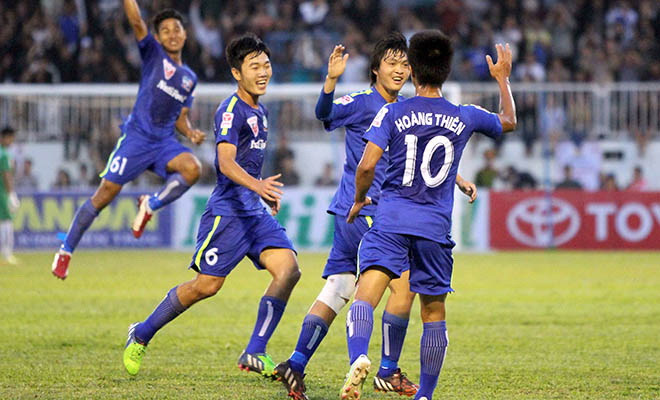 Hạ đo ván đương kim vô địch, Hoàng Anh Gia Lai tạm thoát "cửa tử" ảnh 1