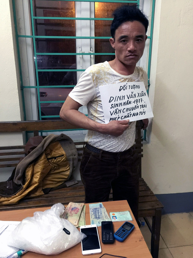 Quảng Ninh: Bắt ba vụ vận chuyển ma túy đá từ Trung Quốc ảnh 1