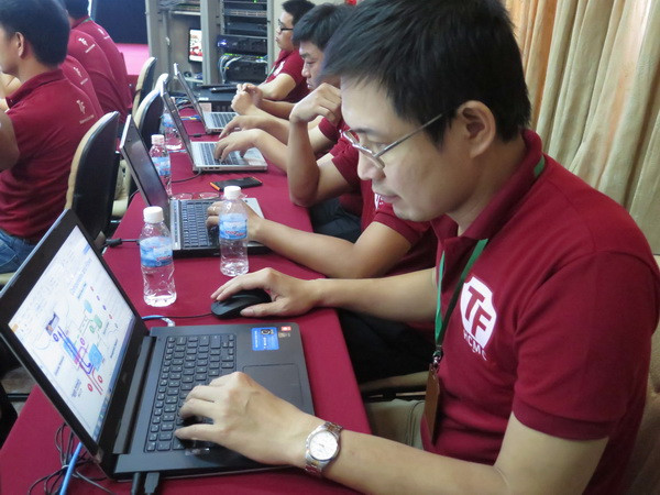 (Ảnh minh họa. Hoàng Hải/TTXVN) Cần tổ chức sân chơi cho người mê công nghệ để phòng ngừa phạm tội ảnh 1