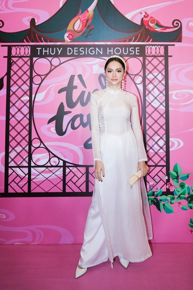Biểu tượng nhan sắc Việt tề tựu trên thảm đỏ show của NTK Thủy Nguyễn ảnh 3