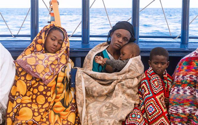 11 người di cư thiệt mạng trong vụ đắm thuyền ngoài khơi Libya ảnh 1