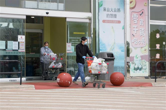 Boeing bàn giao lô tấm chắn mặt sản xuất bằng công nghệ in 3D đầu tiên ảnh 1