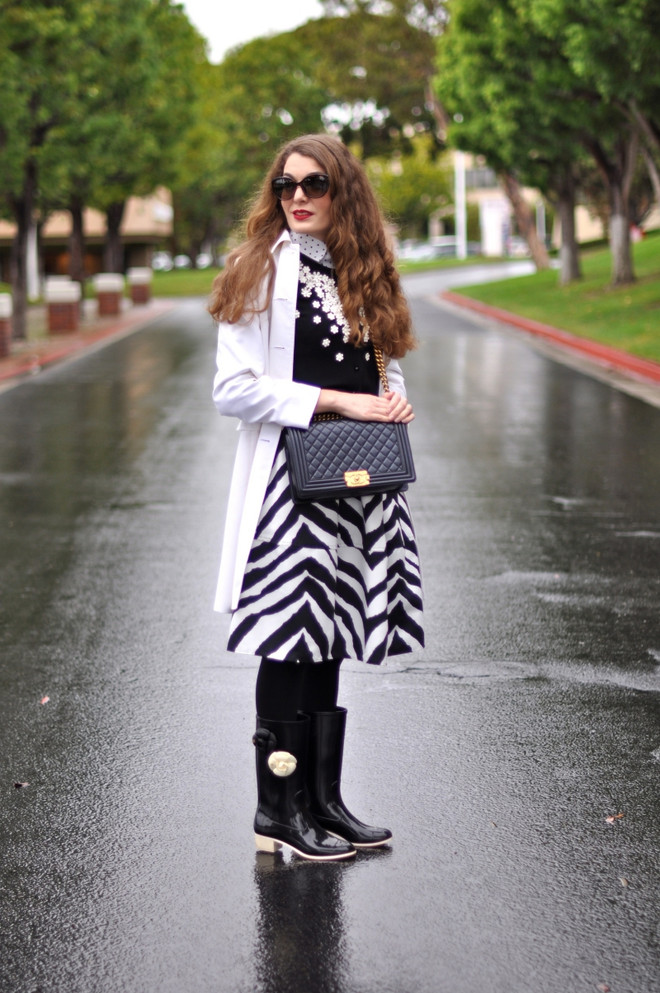 Bí quyết phối đồ giúp bạn vẫn tự tin tỏa sáng dù trời mưa ảnh 6