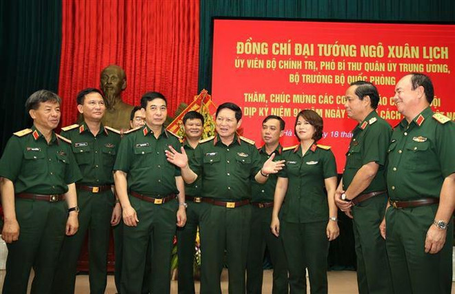 Báo chí quân đội cần thích ứng với xu thế phát triển hiện đại ảnh 1