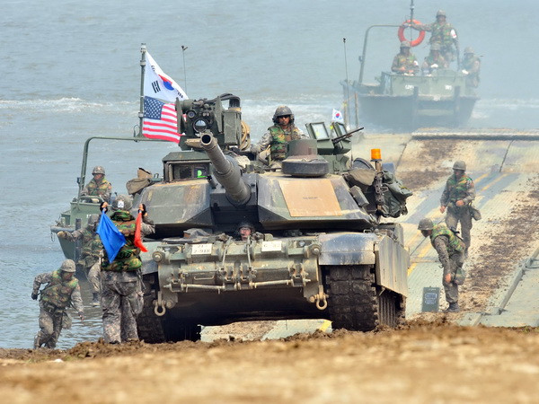 Mỹ "trấn an" Hàn Quốc về việc hợp tác quốc phòng với Nhật Bản ảnh 1