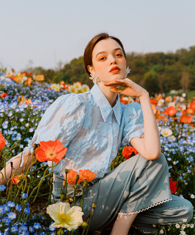 Tinh dầu thơm: Vừa dưỡng da ẩm mượt, vừa lưu hương lâu dài ảnh 1