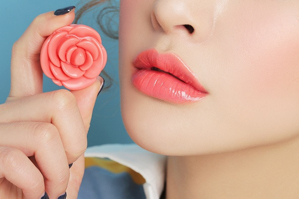 3CE lại đốn tim chị em bằng son dưỡng Pot Lip hình hoa hồng ảnh 8