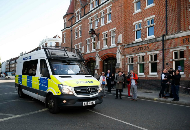 Anh hạ cảnh báo nguy cơ khủng bố xuống mức nghiêm trọng ảnh 1