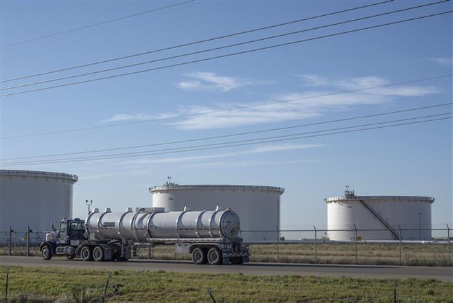 Giá dầu thế giới tăng do những lo ngại về tình hình Trung Đông ảnh 1