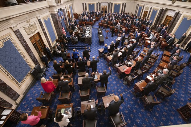 Thượng viện Mỹ thông qua dự luật quốc phòng trị giá 740 tỷ USD ảnh 1