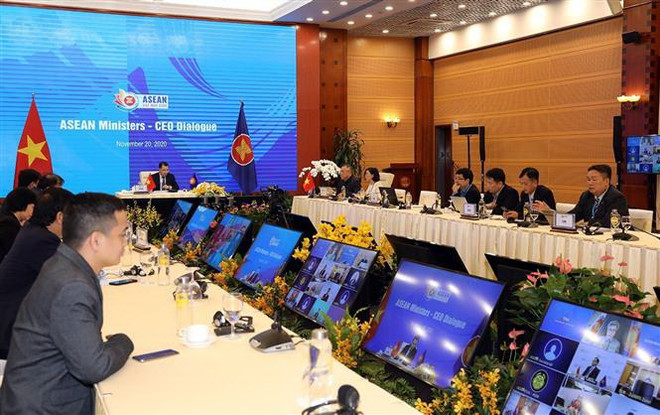 Quang cảnh hội nghị tại điểm cầu Hà Nội (Việt Nam). (Ảnh: Phan Tuấn Anh/TTXVN) Thông qua Giai đoạn 2 kế hoạch hành động ASEAN về hợp tác năng lượng ảnh 1