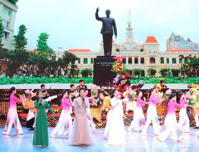 Chủ tịch Quốc hội dự chương trình Nhịp cầu hữu nghị tại Bắc Kinh ảnh 4