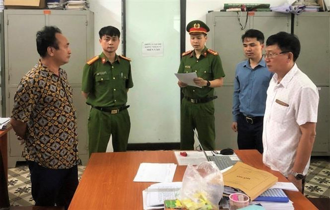 Hà Tĩnh khởi tố đối tượng lừa đảo gần 3 tỷ đồng tiền "chạy án" ảnh 1