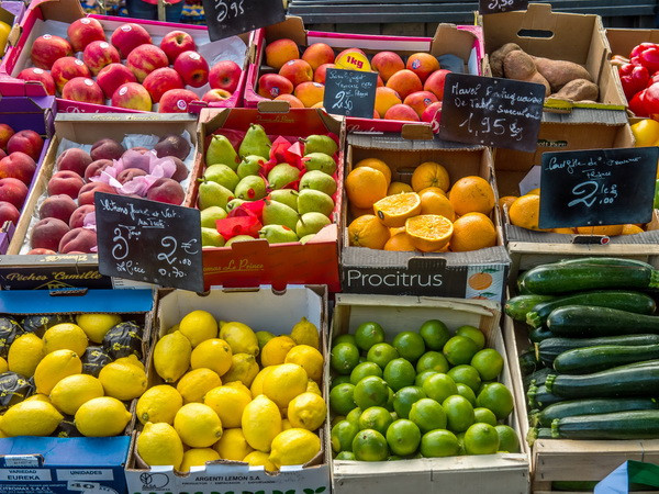 Nga chặn nhiều lô hàng rau quả châu Âu buôn lậu qua biên giới ảnh 1