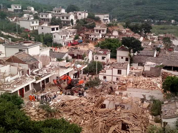 Động đất 6,5 độ Richter làm rung chuyển miền Trung Indonesia ảnh 1