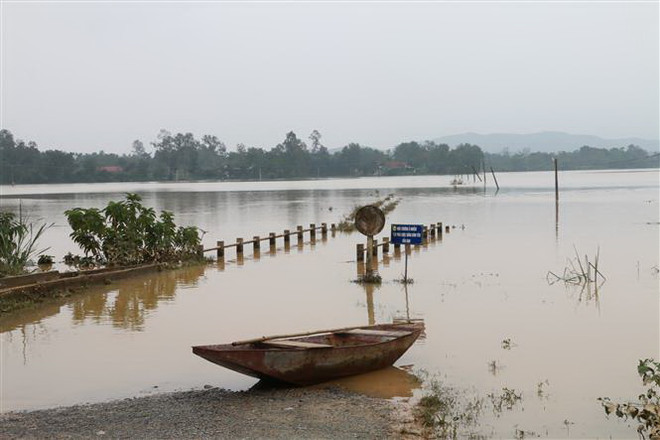 Lũ trên sông tại Thừa Thiên-Huế đang lên, cảnh báo ngập lụt diện rộng ảnh 1