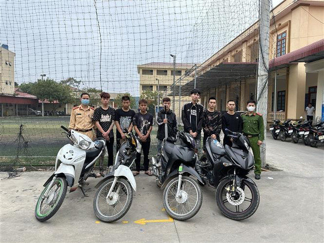 Hải Dương tạm giữ nhóm thanh niên mang hung khí đi đánh nhau ảnh 1