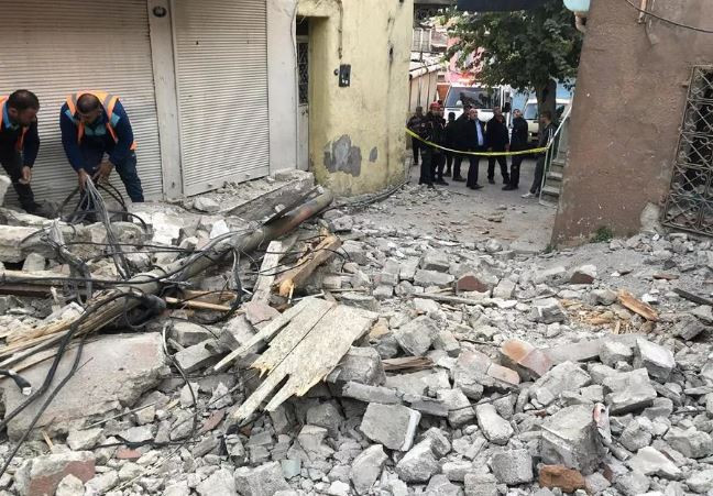 Động đất mạnh tại Thổ Nhĩ Kỳ khiến hơn 60 người bị thương ảnh 1