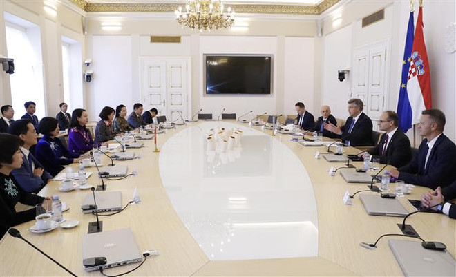 Phó Chủ tịch nước Võ Thị Ánh Xuân hội đàm với Thủ tướng Croatia ảnh 2