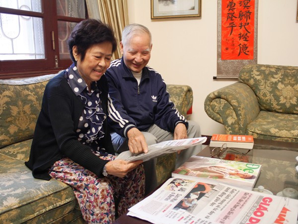 Người phụ nữ 17 năm đi xin để… chia cho học sinh nghèo ảnh 1