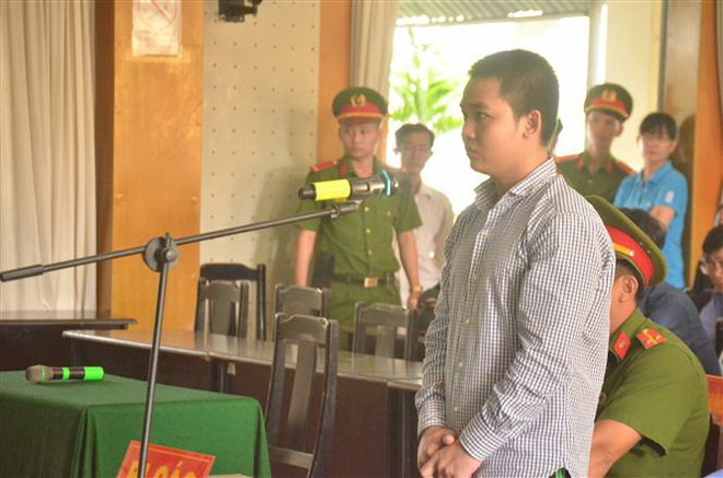 Lĩnh án tử hình vì dùng dao đâm thương vong hai công an viên ảnh 1