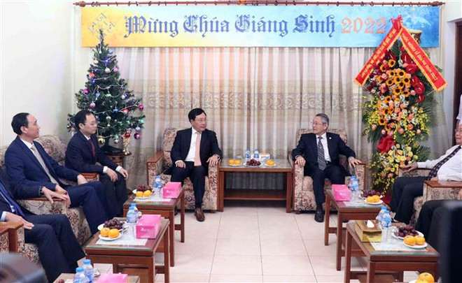 Lãnh đạo Đảng, Nhà nước chúc mừng Giáng sinh tại Thành phố Hồ Chí Minh ảnh 2