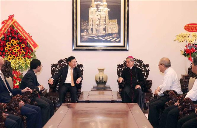 Lãnh đạo Đảng, Nhà nước chúc mừng Giáng sinh tại Thành phố Hồ Chí Minh ảnh 1