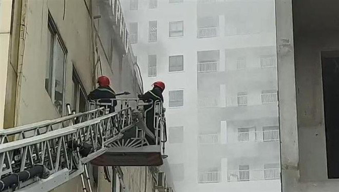 Kịp thời dập tắt vụ cháy trong quán karaoke tại Đà Nẵng ảnh 1