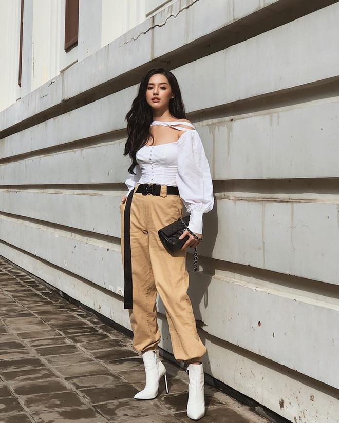 Dàn mỹ nhân Việt “tiễn hè” với loạt trang phục có màu sắc chói chang ảnh 10