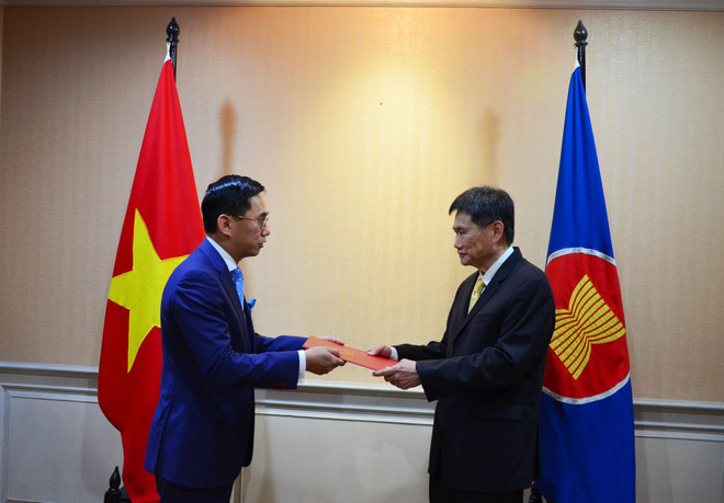 Việt Nam cam kết hợp tác với các nước trong xây dựng Cộng đồng ASEAN ảnh 1