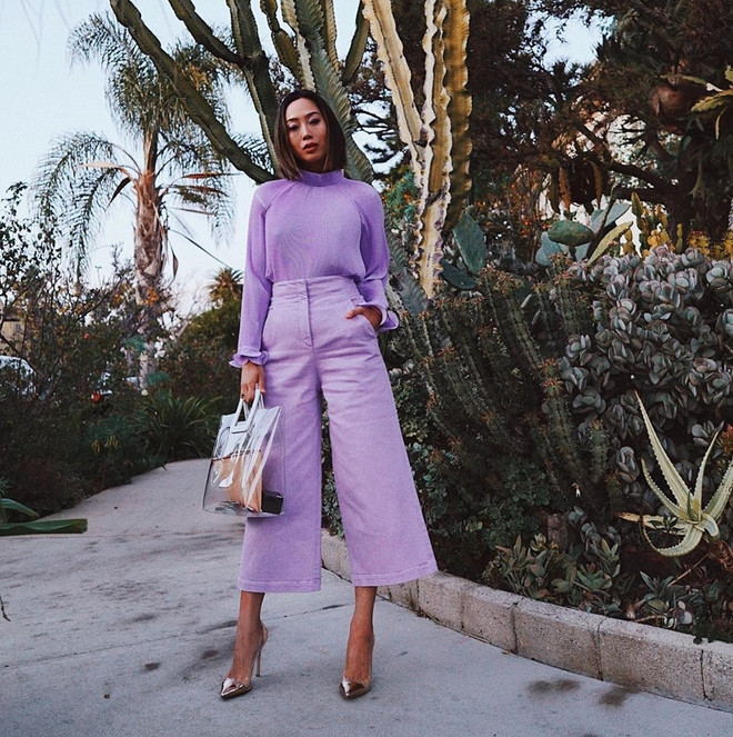 Phụ kiện trong suốt - Bảo bối hoàn hảo cho những ngày mưa bão ảnh 18