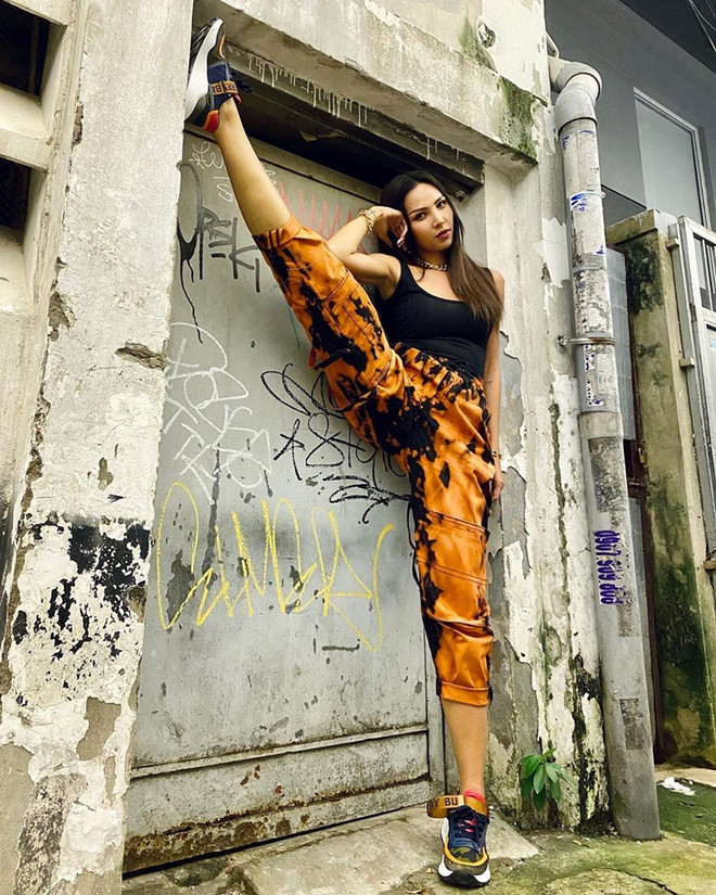 Châu Bùi, Ninh Dương Lan Ngọc đọ street style cùng dàn sao Việt ảnh 15