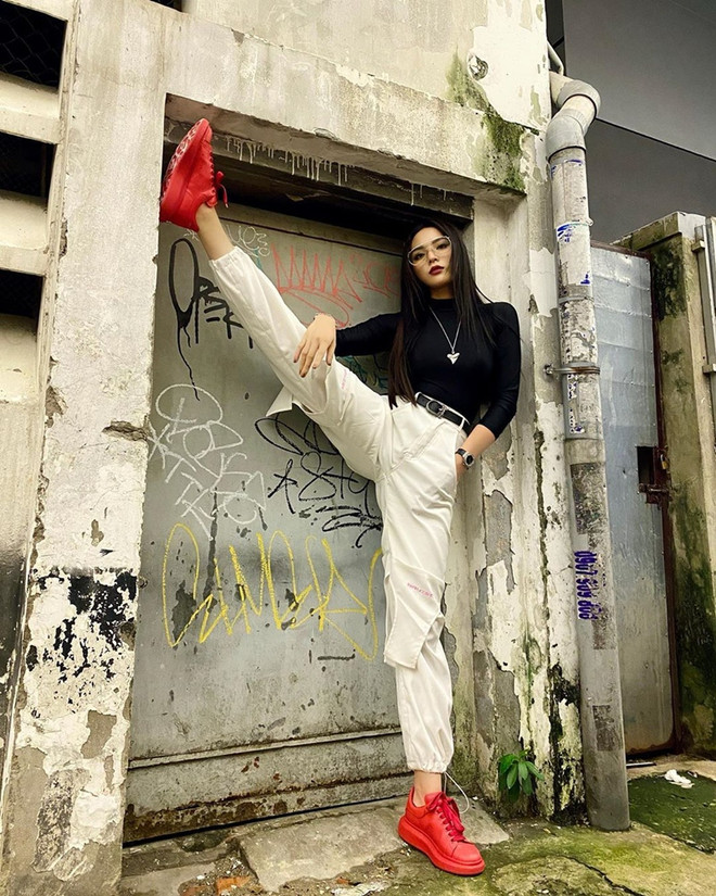 Châu Bùi, Ninh Dương Lan Ngọc đọ street style cùng dàn sao Việt ảnh 14