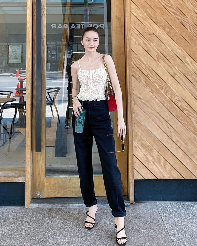 Châu Bùi, Ninh Dương Lan Ngọc đọ street style cùng dàn sao Việt ảnh 10