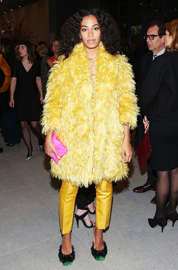 "Mới toanh" và "cũ rích" đua nhau đổ bộ xu hướng Thu Đông ảnh 13